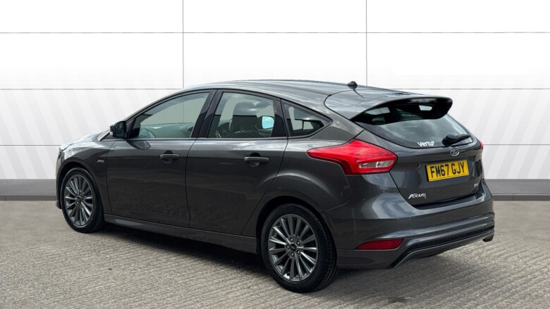 Ford Focus 1.0 EcoBoost 140 ST-Line Navigation 5dr Petrol Hatchback